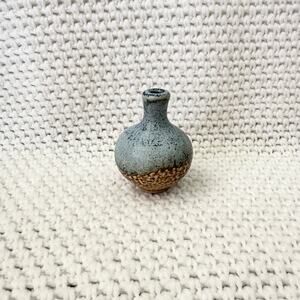 GV Signed Initials Blue Brown Drip Miniature 3" Bud Ceramic Vase Speckled Design